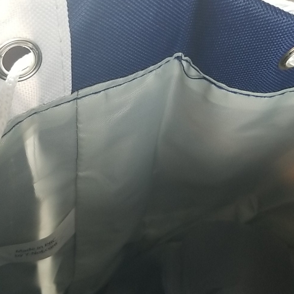 Carnival cruise line insulated cooler draw string - Picture 5 of 9